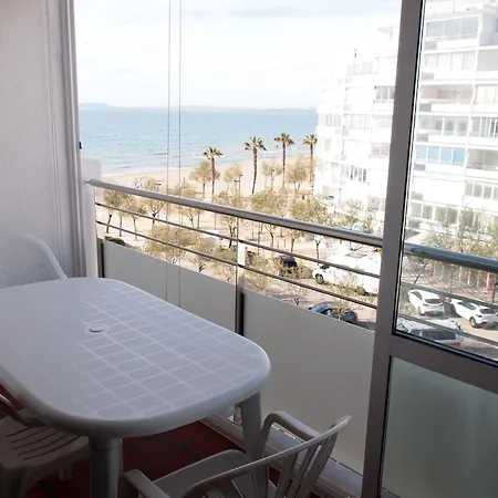Apartment Miramar 25c Roses