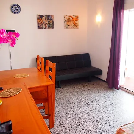 Miramar 25c Апартаменты *